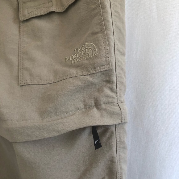 Tan North Face convertible pants. Size US 8. - Picture 10 of 13